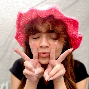 Ruffle & Radiance Ombre Bucket Hat 🌸